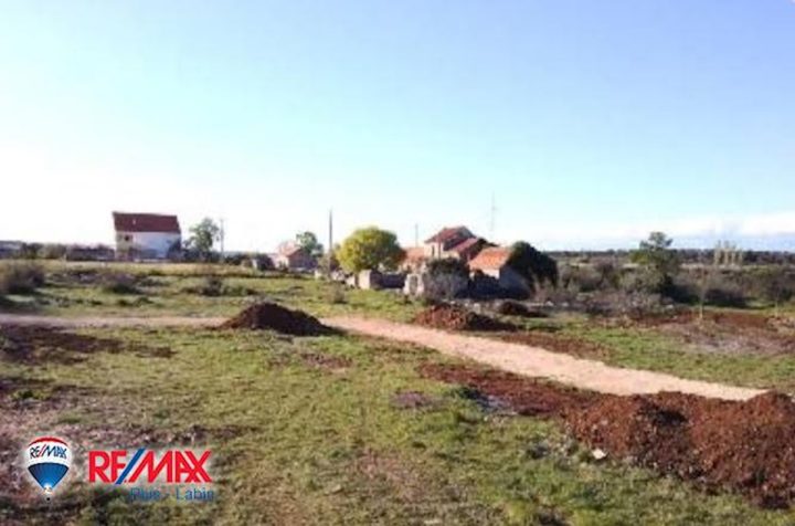 Grundstück zu verkaufen 500 m² – Biograd Na Moru