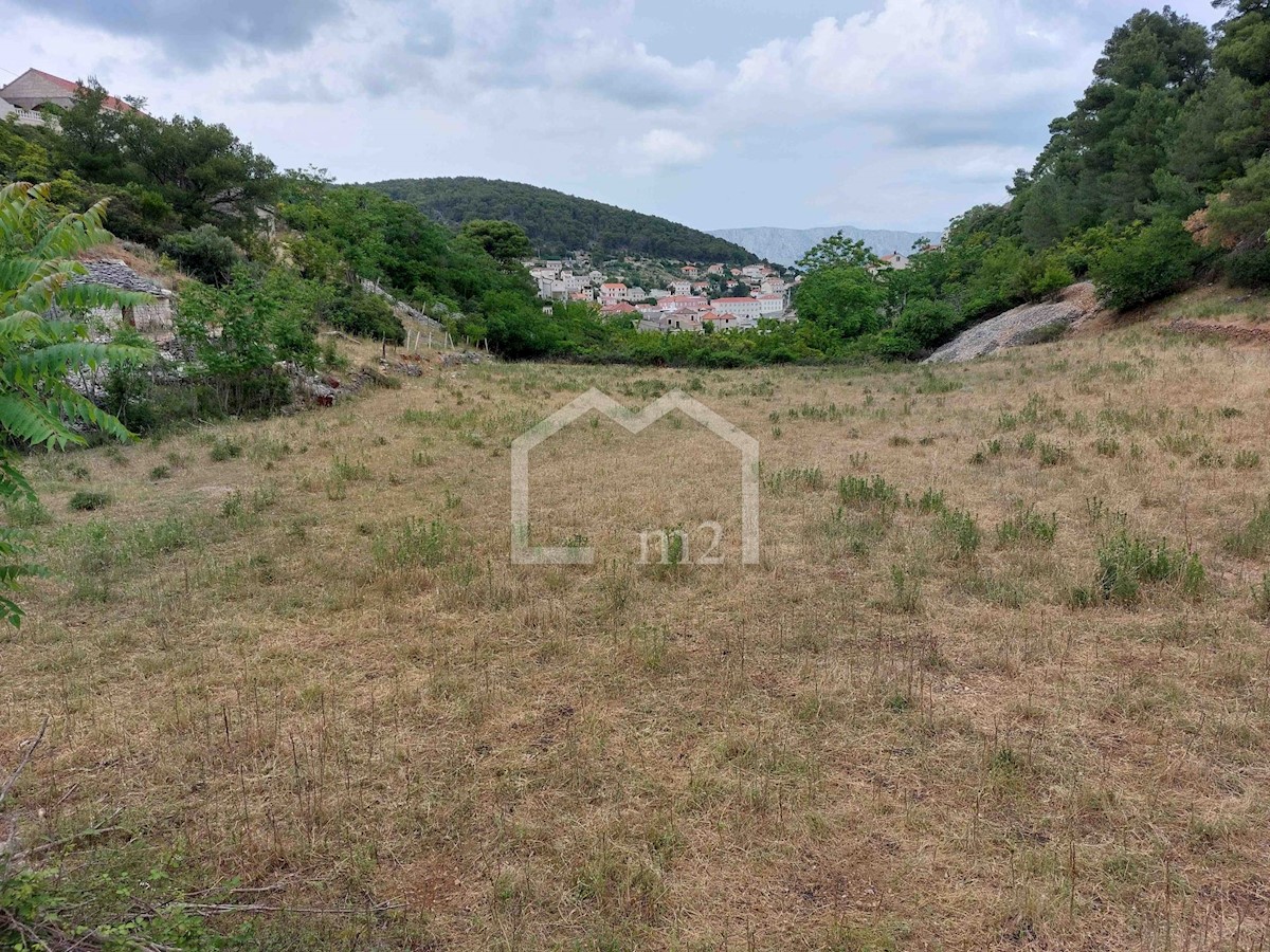 Land For sale - SPLITSKO-DALMATINSKA  BRAČ 