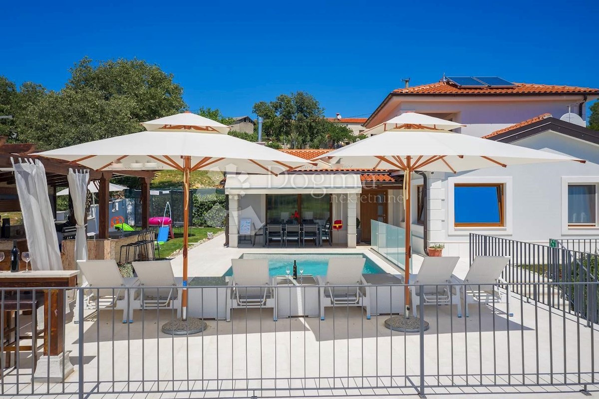 House For sale - Istarska Novigrad - foto 2/32