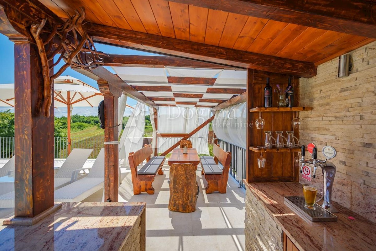 House For sale - ISTARSKA NOVIGRAD