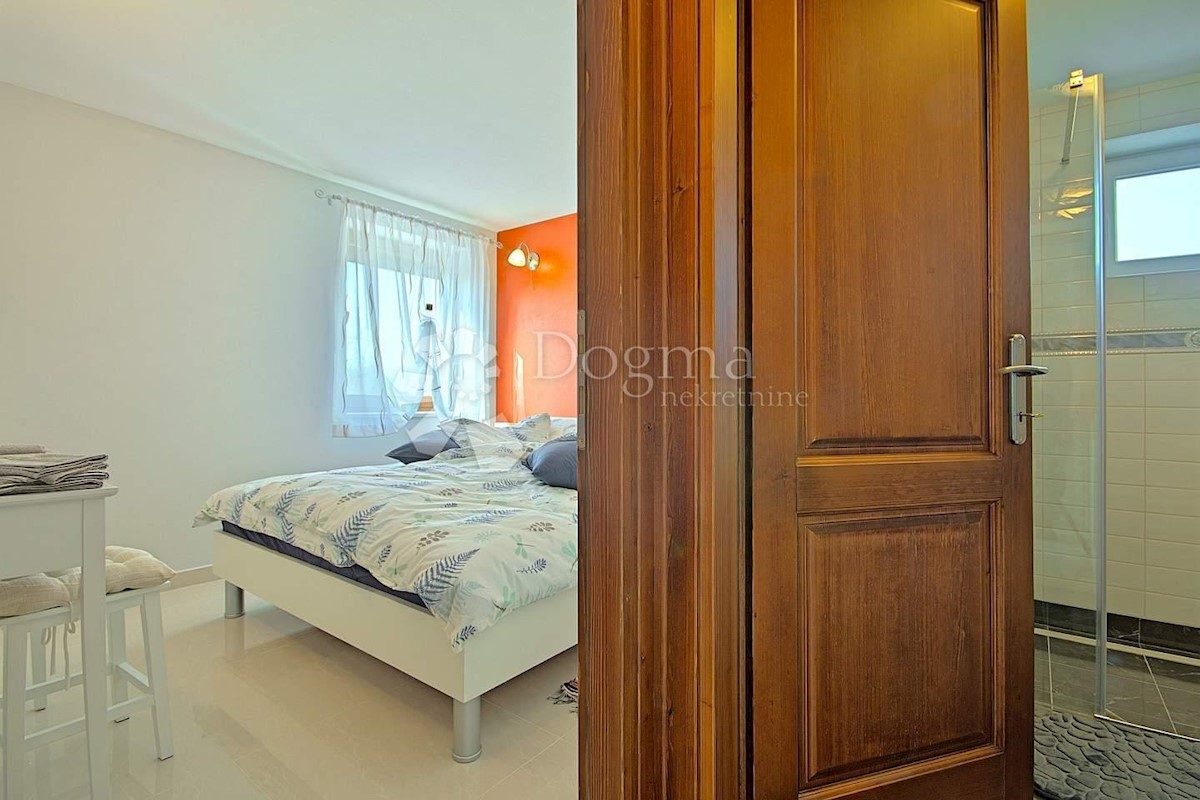 House For sale - ISTARSKA NOVIGRAD
