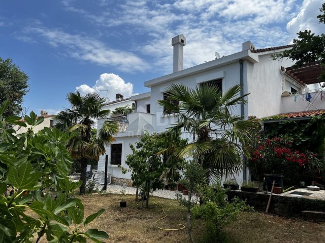 House for sale 386 m² – Njivice