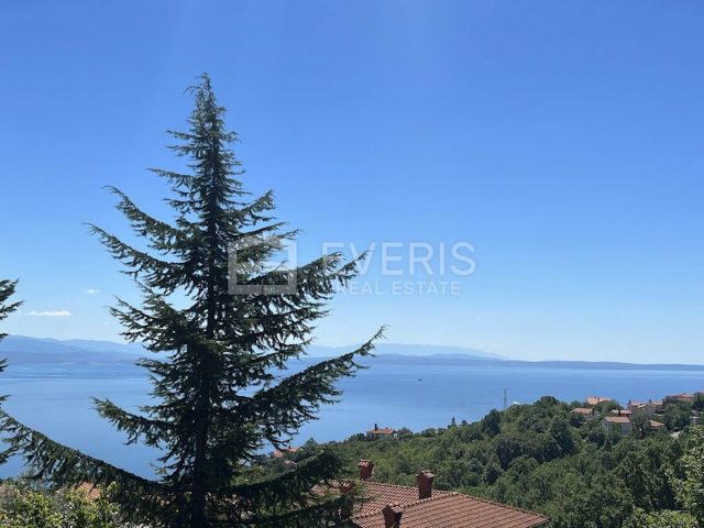 Terreno in vendita 1230 m² – Bregi