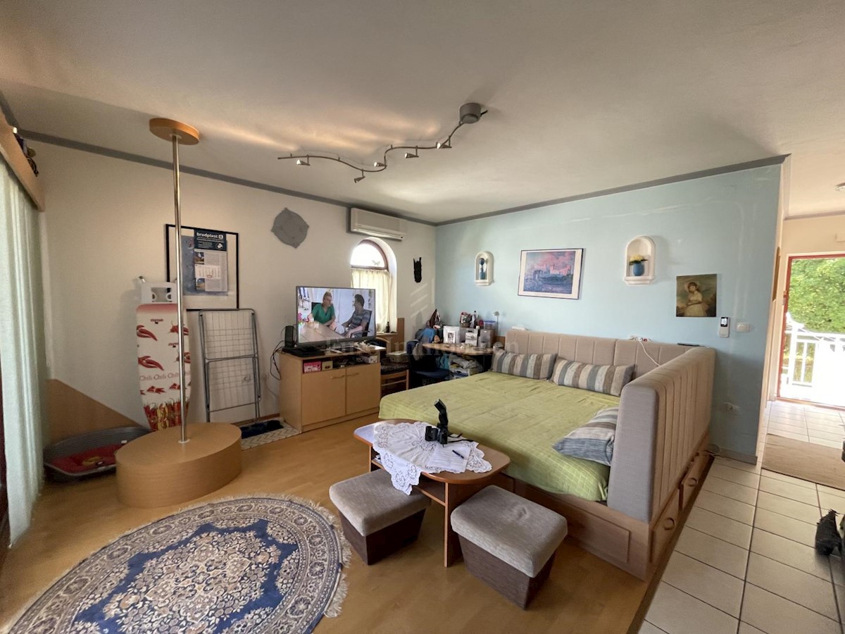 Appartement À vendre - PRIMORSKO-GORANSKA  KRK 