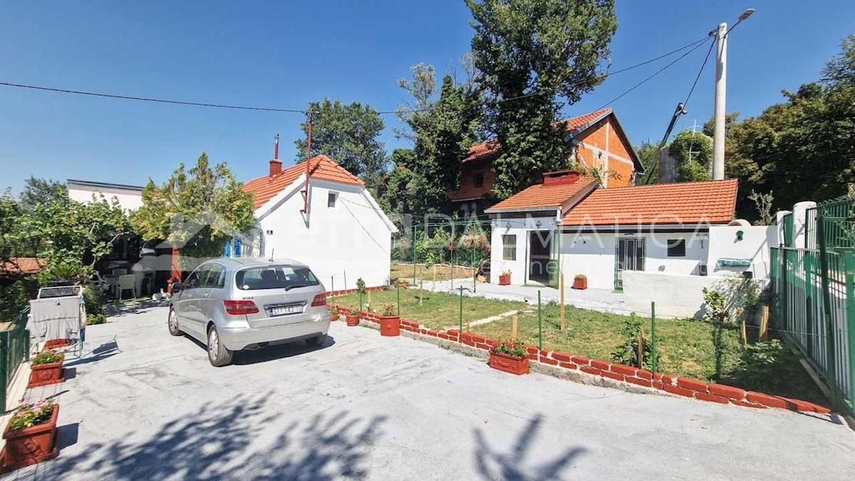 Kuća Na prodaju ŠIBENIK