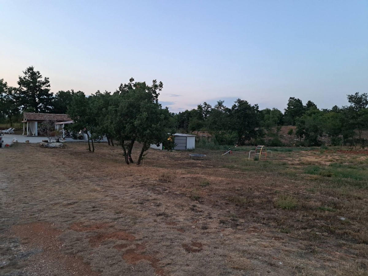 Pozemok Na predaj - ISTARSKA  MARČANA 