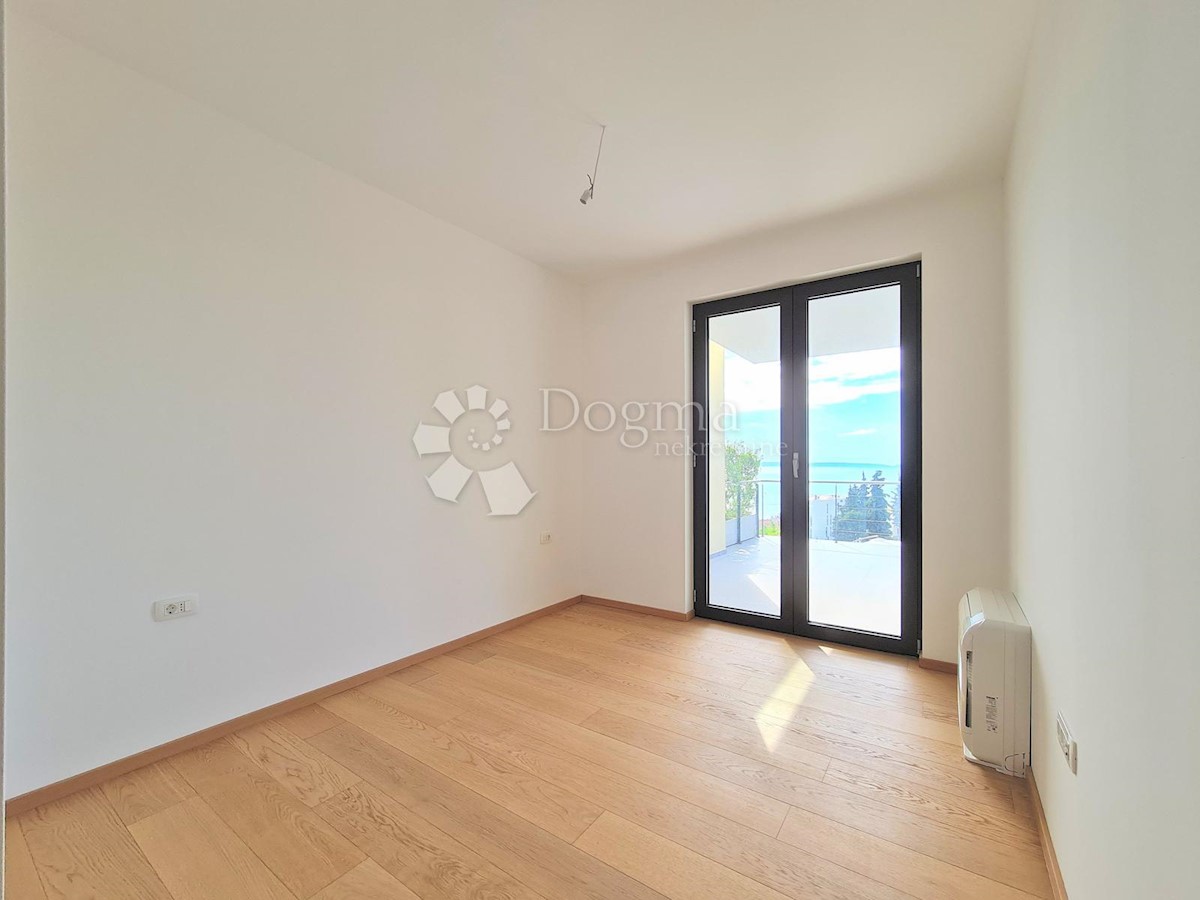 Flat For rent - PRIMORSKO-GORANSKA  OPATIJA 