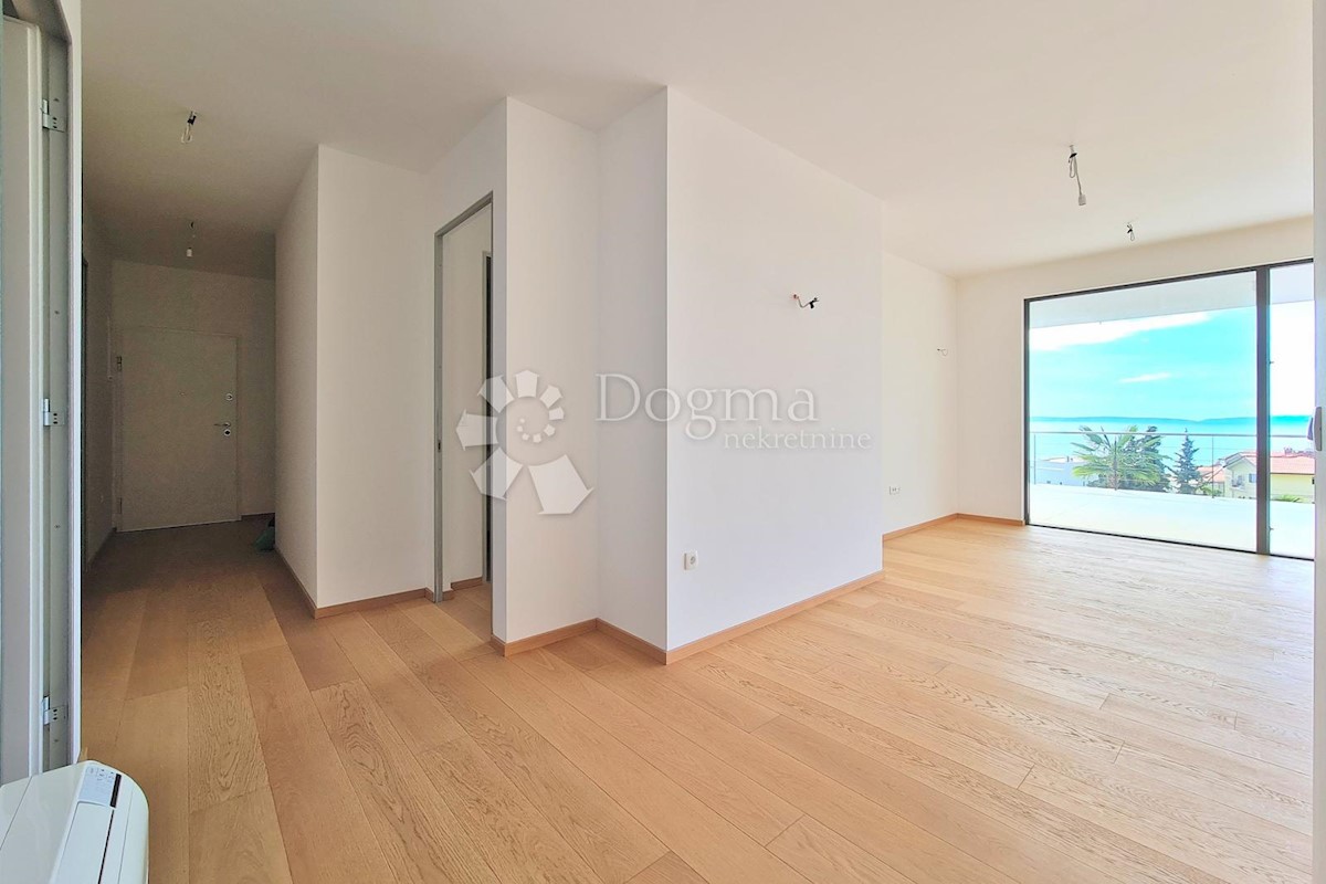 Flat For rent - PRIMORSKO-GORANSKA  OPATIJA 