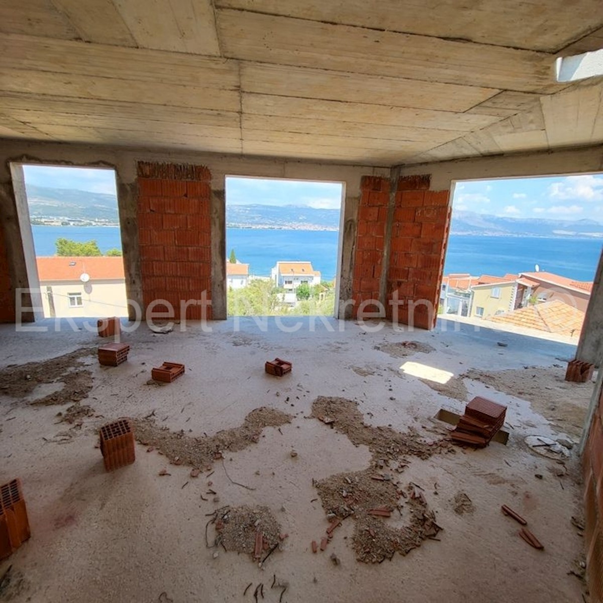 House For sale - SPLITSKO-DALMATINSKA  TROGIR 