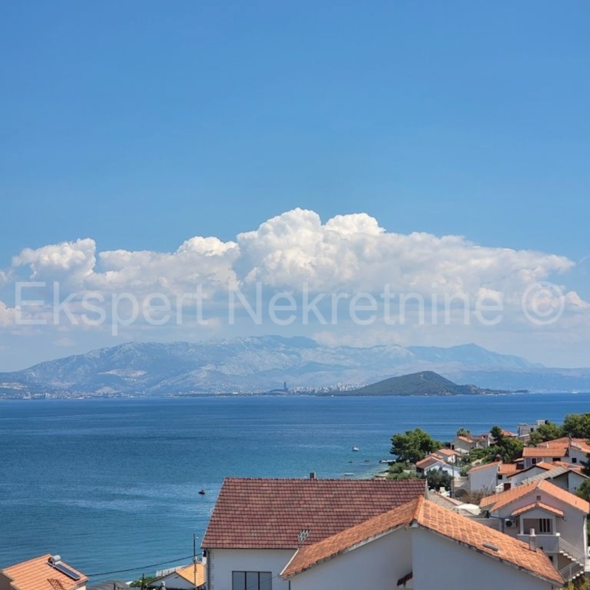 House For sale - SPLITSKO-DALMATINSKA  TROGIR 