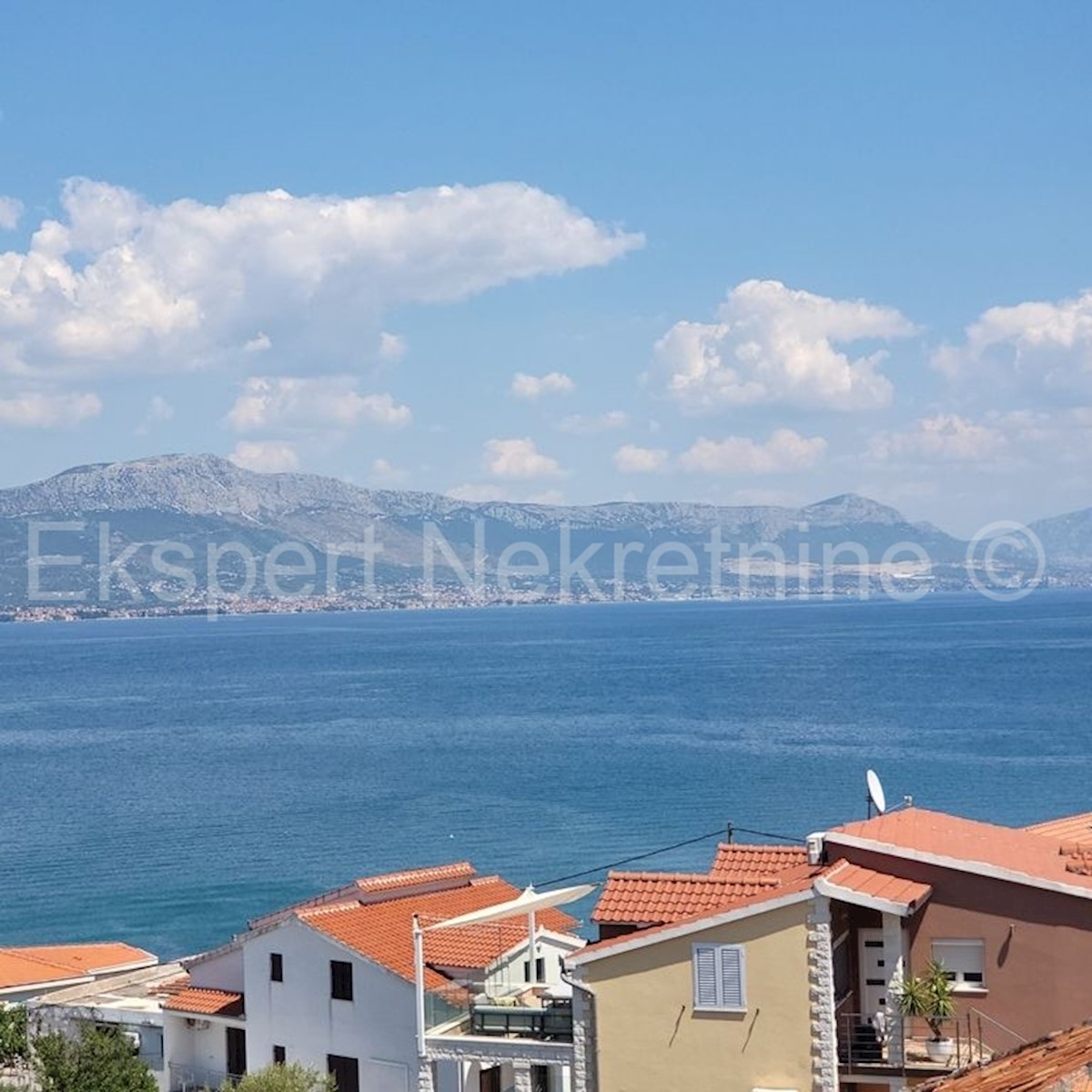 House For sale - SPLITSKO-DALMATINSKA  TROGIR 