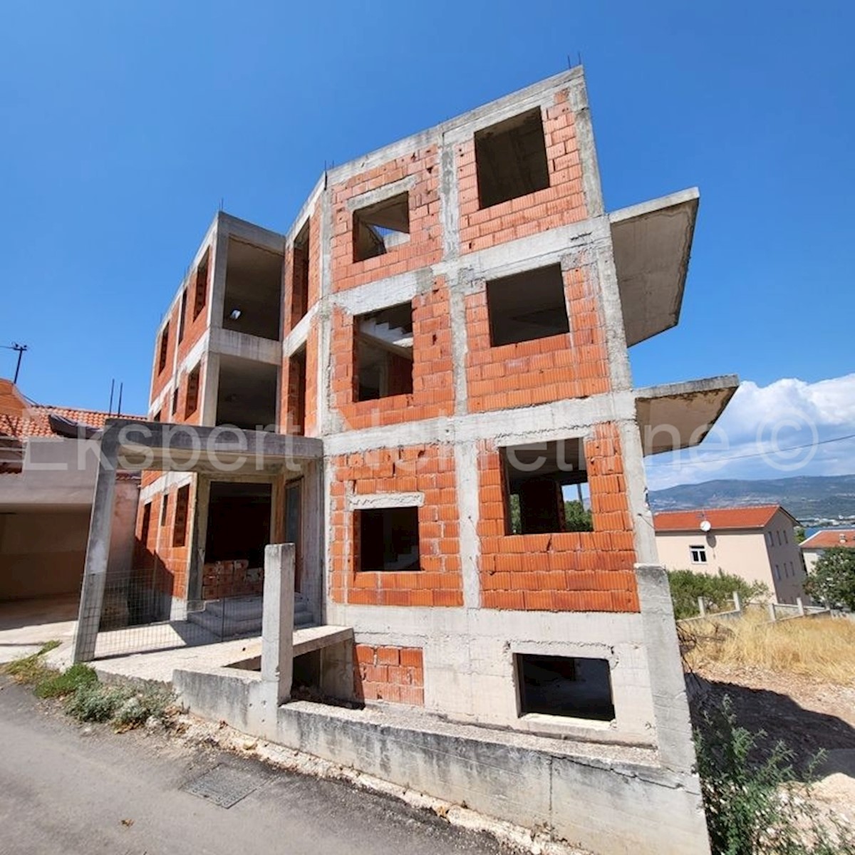 Haus Zu verkaufen - SPLITSKO-DALMATINSKA  TROGIR 