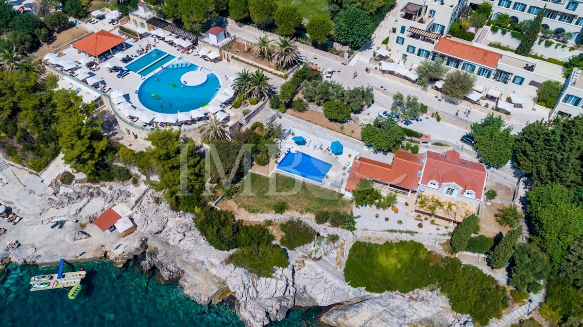 Casa In vendita - DUBROVAČKO-NERETVANSKA  DUBROVNIK 