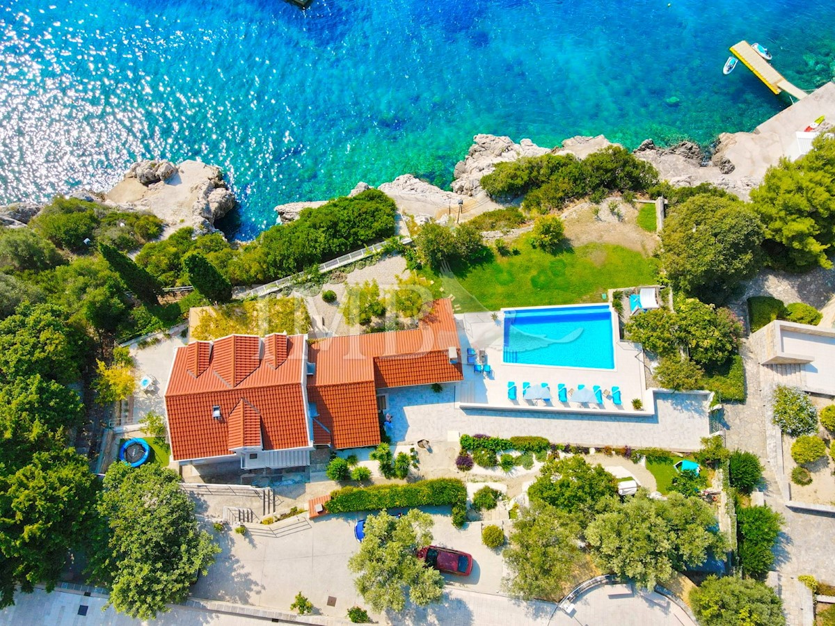 Casa In vendita - DUBROVAČKO-NERETVANSKA  DUBROVNIK 