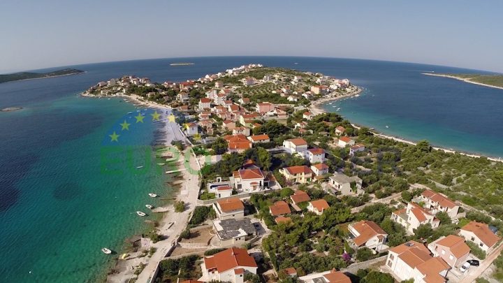 Land for sale 1200 m² – Sevid