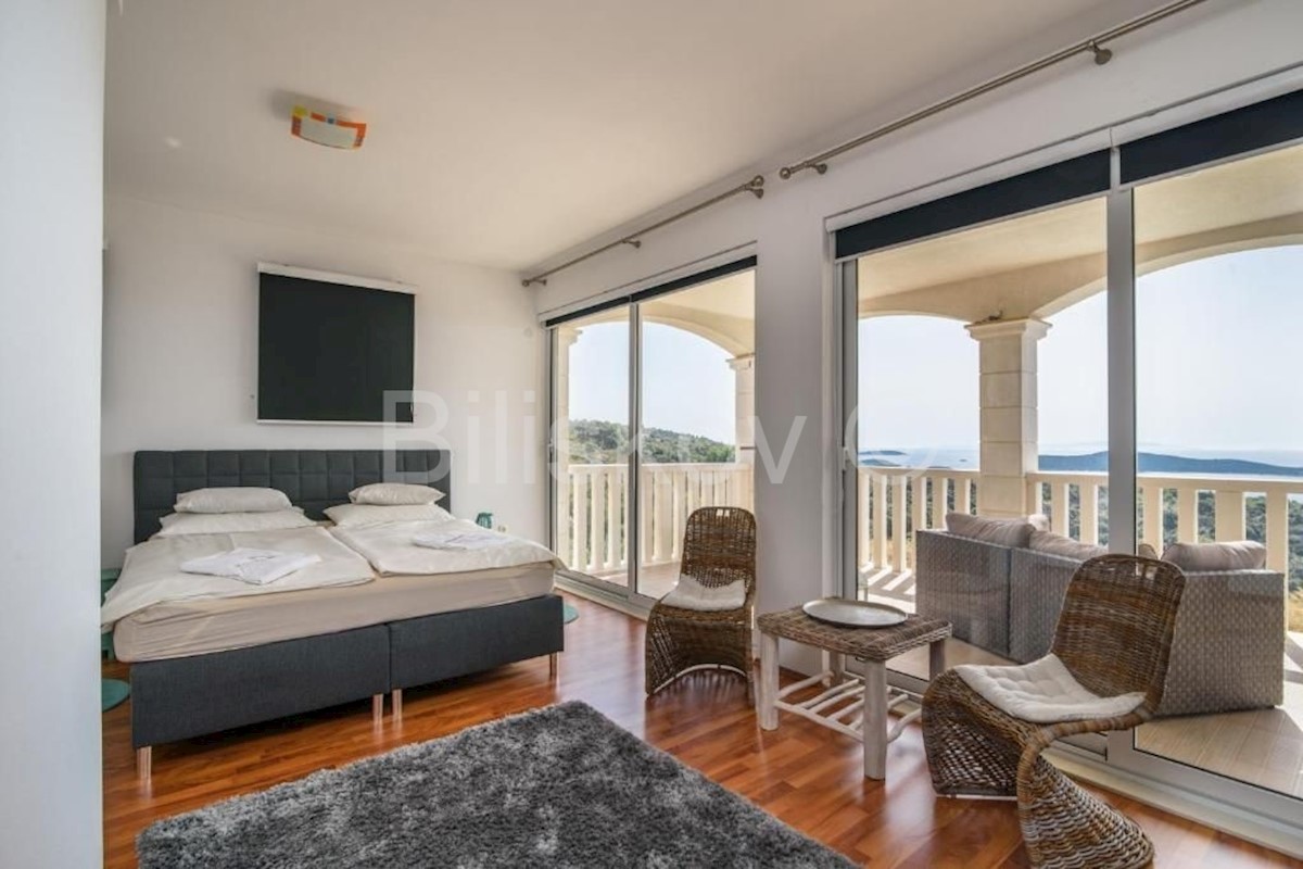 Casa In vendita - SPLITSKO-DALMATINSKA  MARINA 