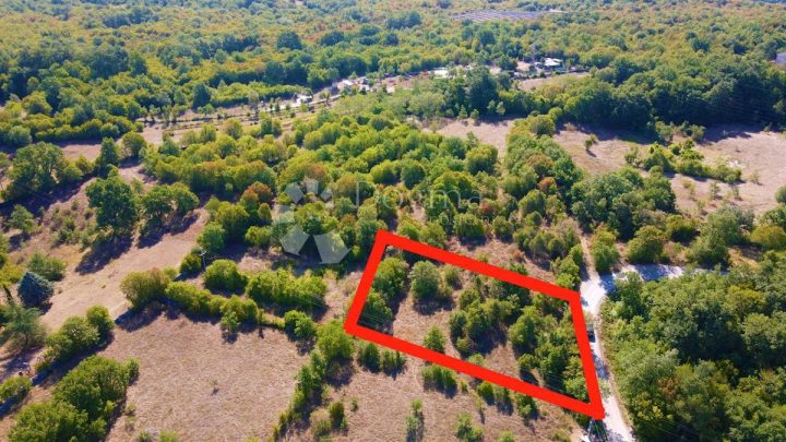 Pozemok na predaj 3000 m² – Labin