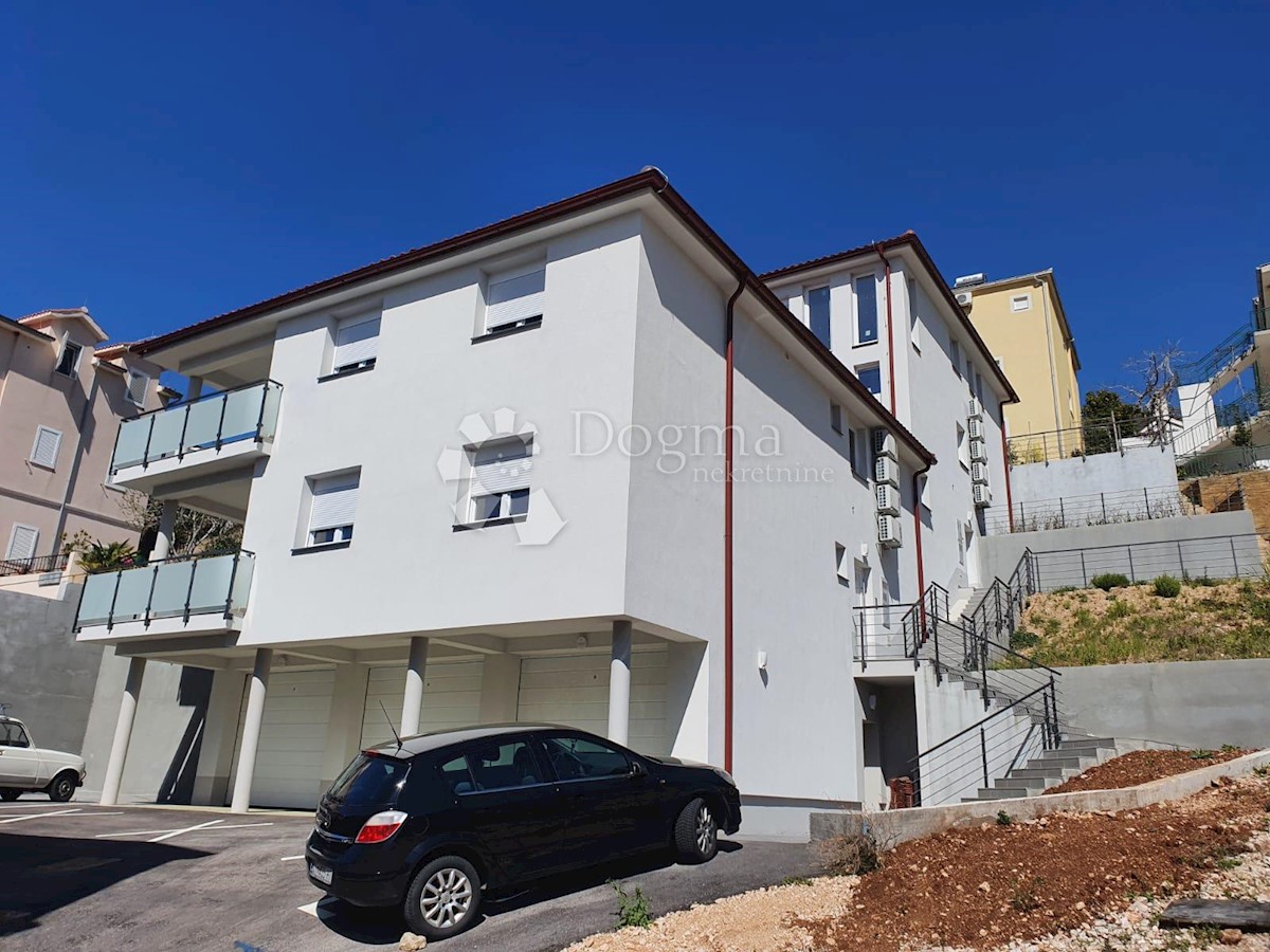 Apartmán Na predaj - ŠIBENSKO-KNINSKA  PRIMOŠTEN 