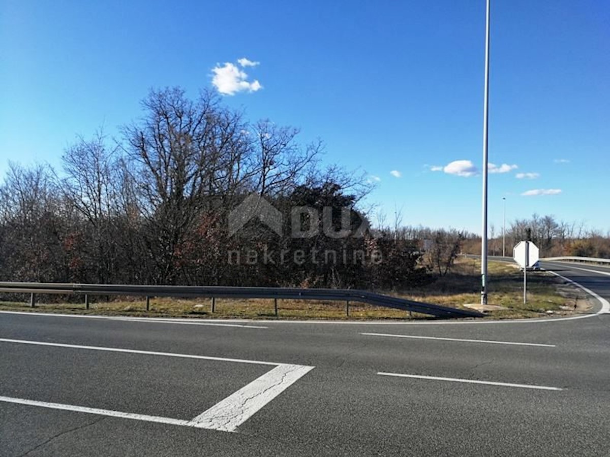 Parcela Naprodaj - ISTARSKA  Žminj