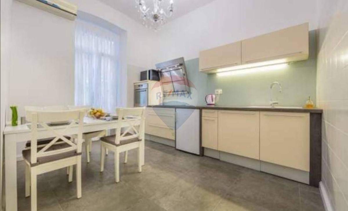 Flat For rent - PRIMORSKO-GORANSKA  RIJEKA 