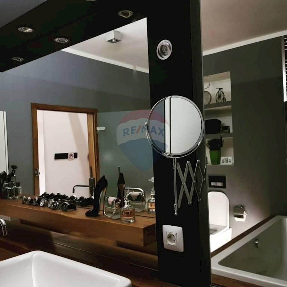 Apartma Naprodaj - PRIMORSKO-GORANSKA  Rijeka