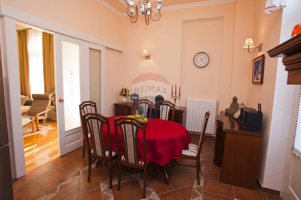 Flat For rent - PRIMORSKO-GORANSKA  RIJEKA 