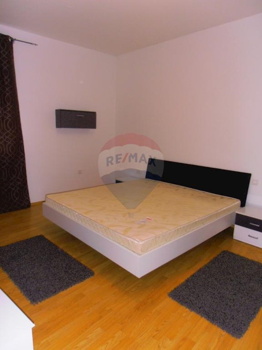 Flat For rent - PRIMORSKO-GORANSKA  RIJEKA 