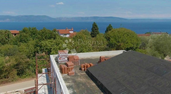 Casa in vendita 881 m² – Labin