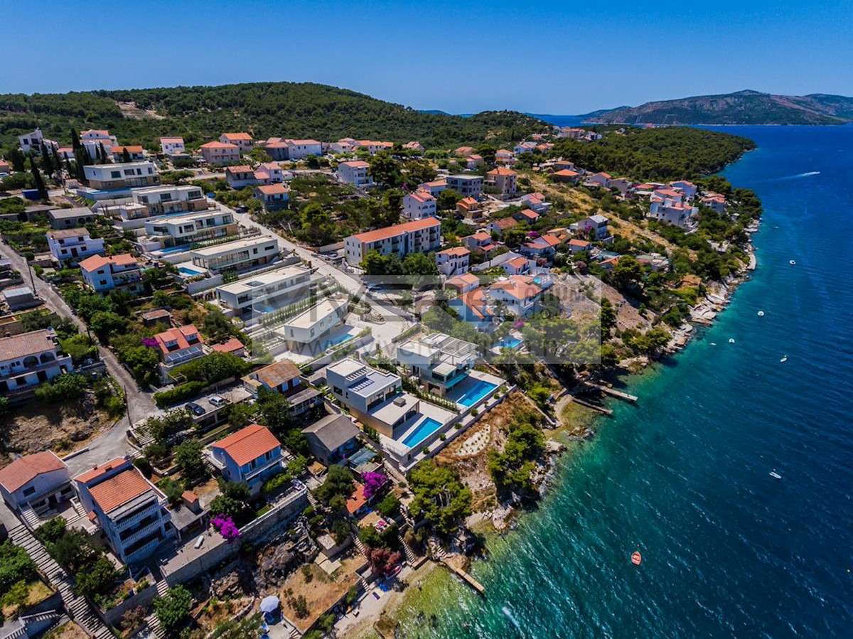 Kuća Na prodaju - SPLITSKO-DALMATINSKA ČIOVO