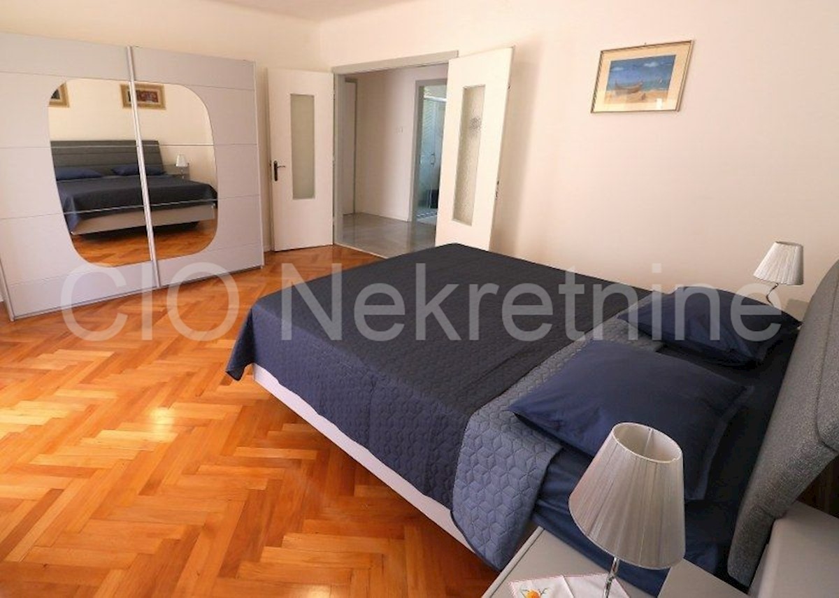 Flat For rent - SPLITSKO-DALMATINSKA  SPLIT 