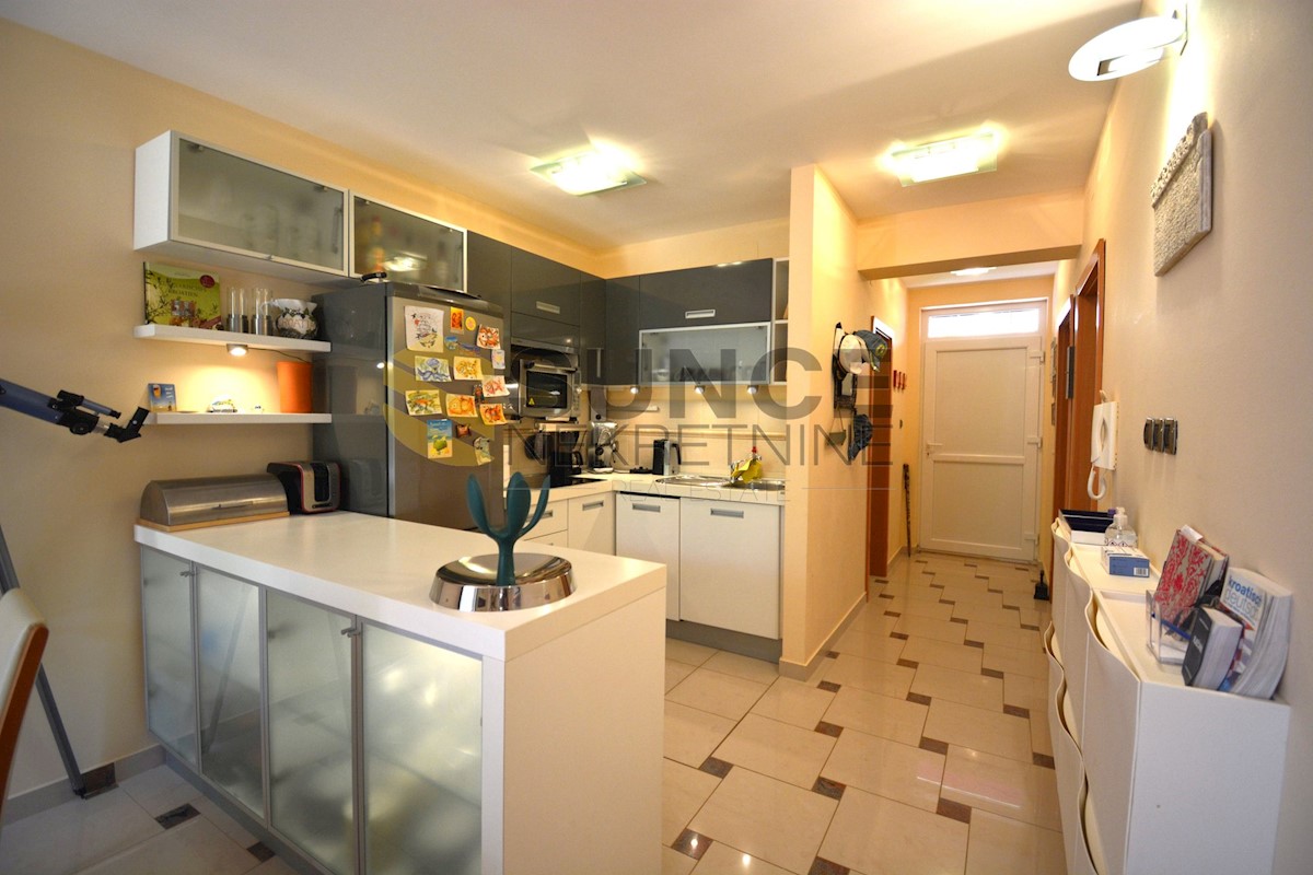 Apartmán Na prodej - PRIMORSKO-GORANSKA  KRK 