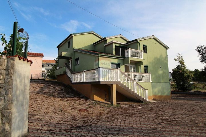 Casa In vendita VIŠKOVO