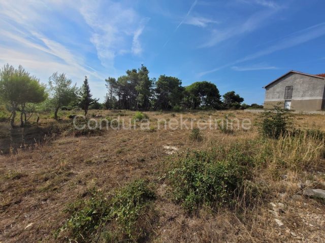 Terrain à vendre 1881 m² – Vir