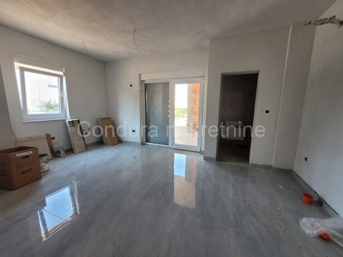 Apartma Naprodaj - ZADARSKA Vir