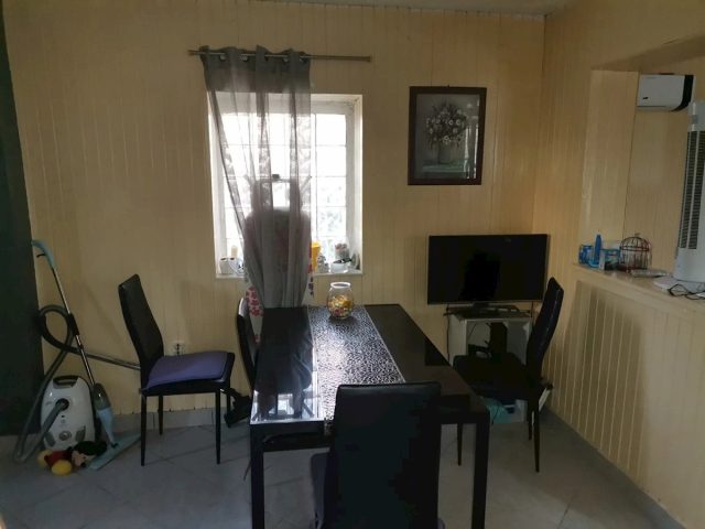 Hiša na predaj 160 m² – Marina