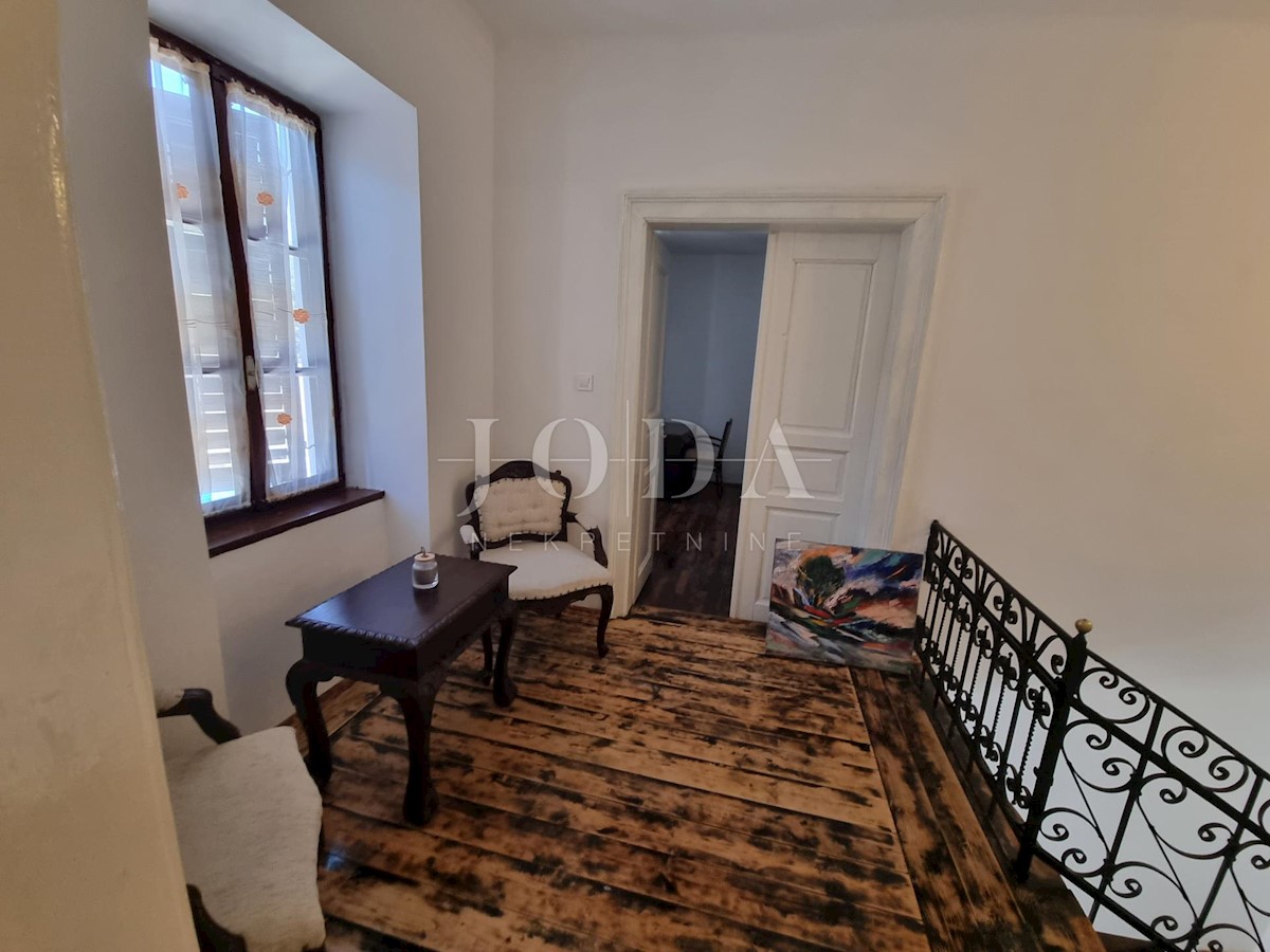 Kuća Na prodaju - PRIMORSKO-GORANSKA  VINODOLSKA OPĆINA 