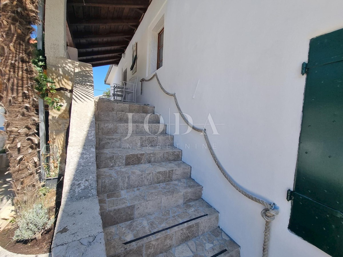 Kuća Na prodaju - PRIMORSKO-GORANSKA  VINODOLSKA OPĆINA 