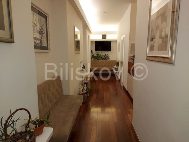 Commerciale da affittare 73 m² – Donji Grad