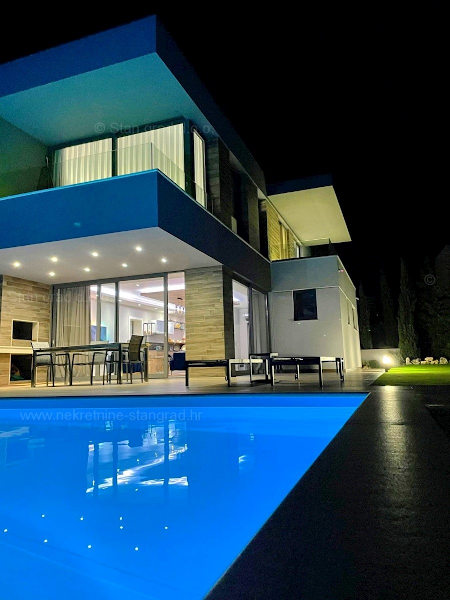Casa In vendita - PRIMORSKO-GORANSKA  KRK 