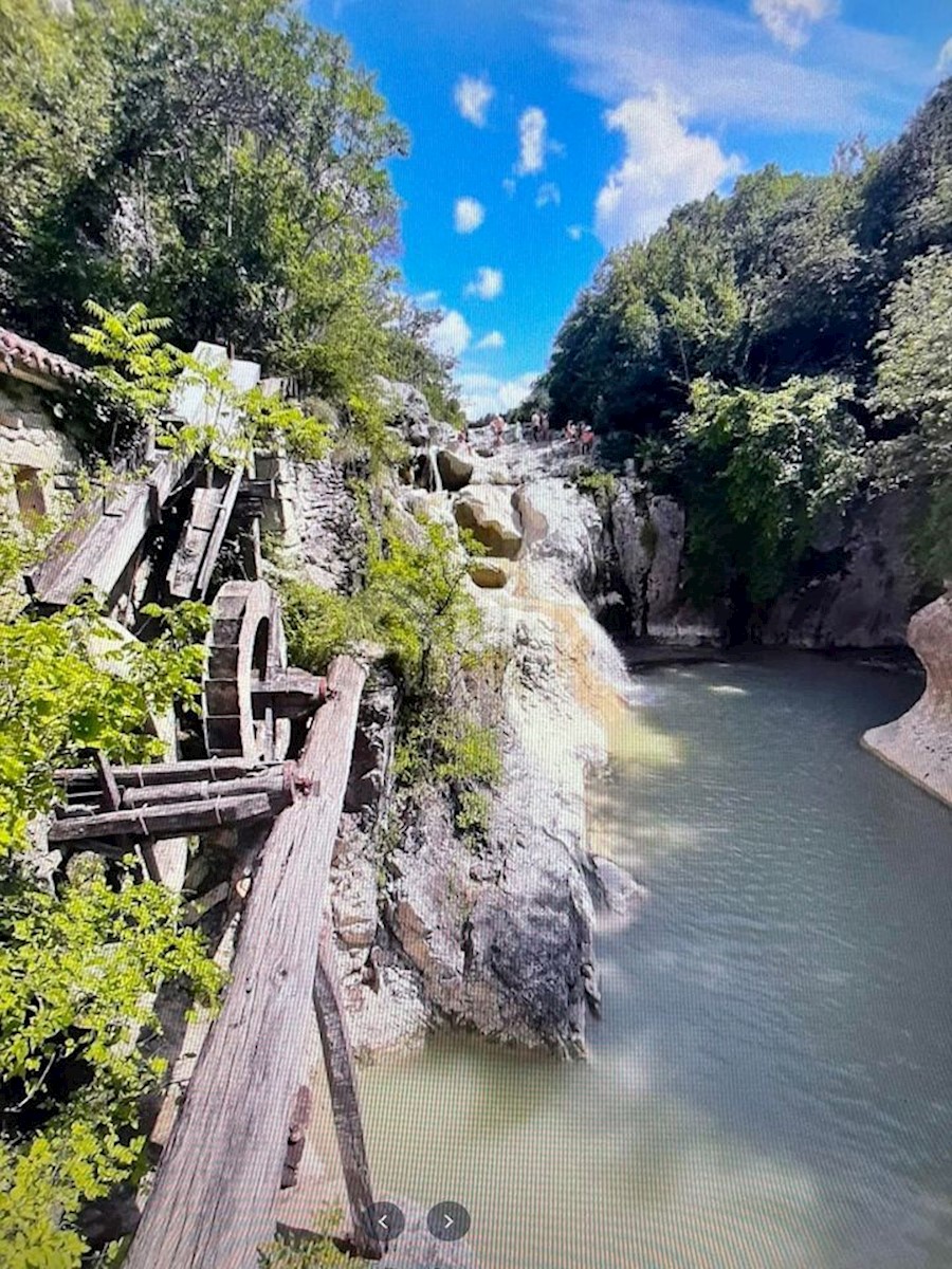 Pozemok Na predaj - ISTARSKA  BUZET 