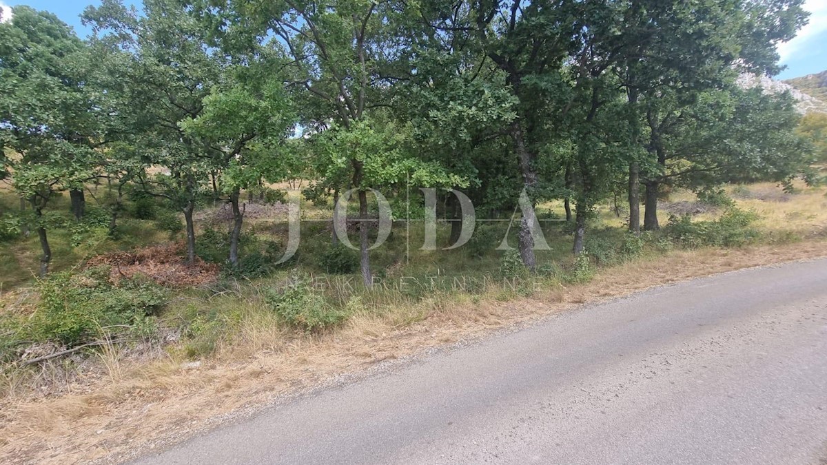 Zemljište Na prodaju - PRIMORSKO-GORANSKA  VINODOLSKA OPĆINA 