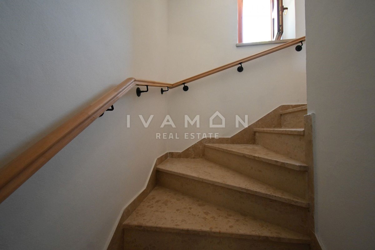 Haus Zu verkaufen - ISTARSKA  POREČ 