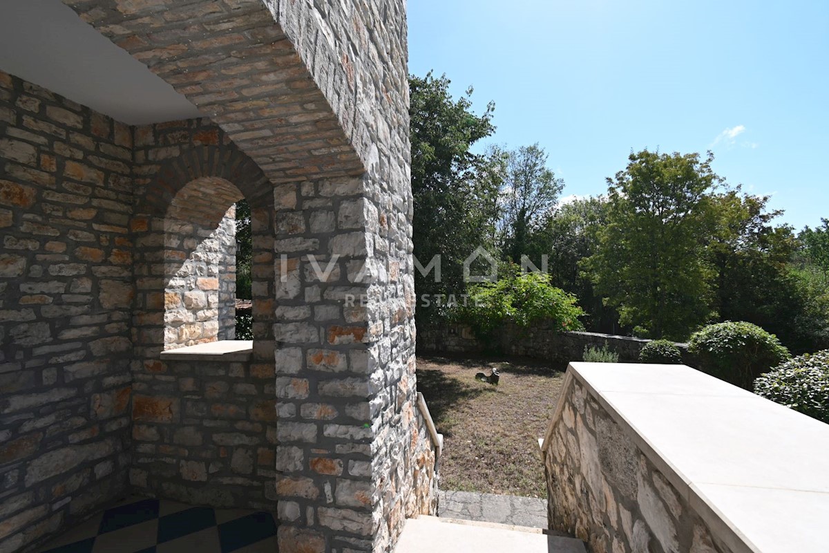 Haus Zu verkaufen - ISTARSKA  POREČ 