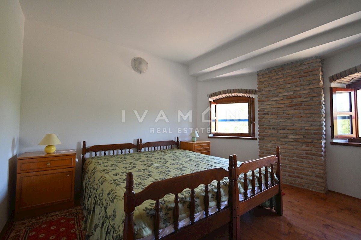 Haus Zu verkaufen - ISTARSKA  POREČ 