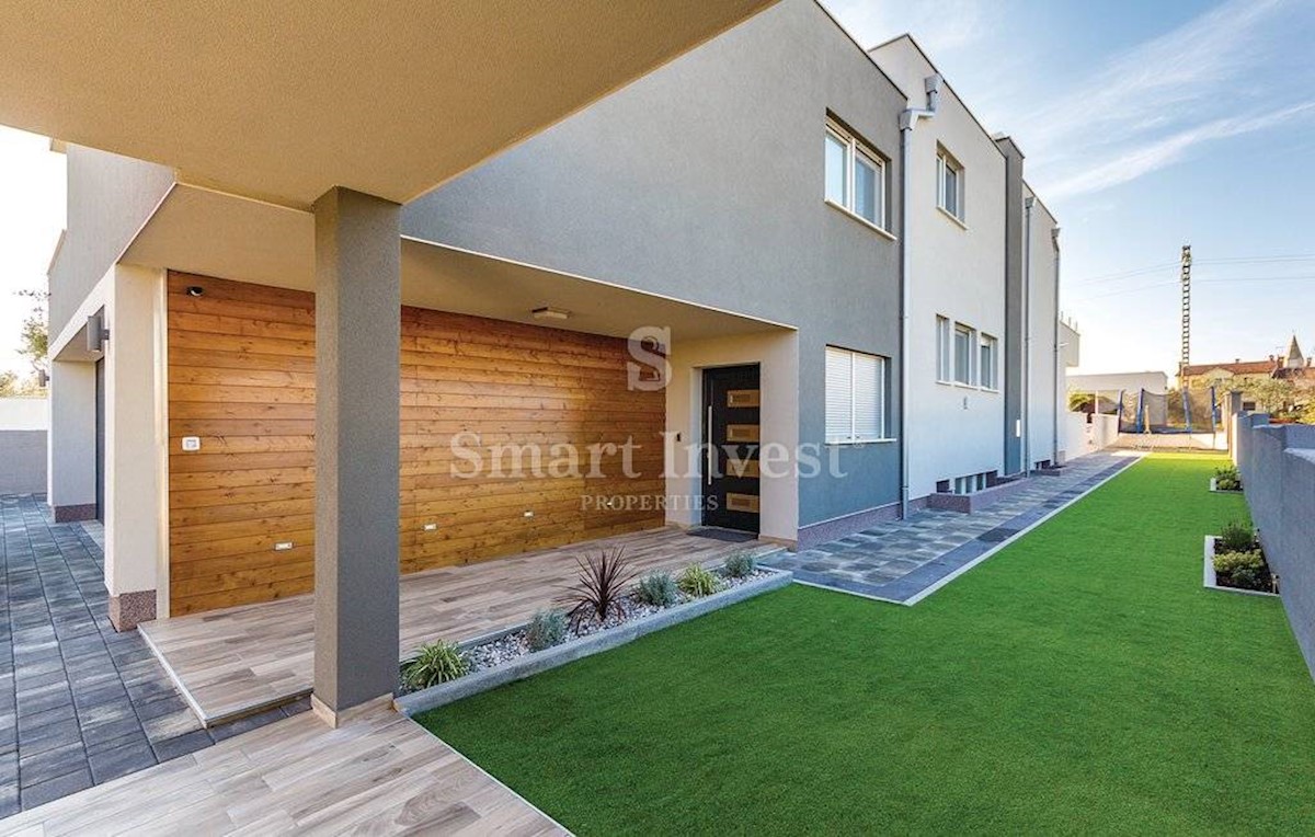 House For sale - ISTARSKA MEDULIN