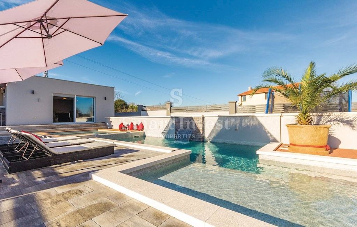 House For sale - ISTARSKA MEDULIN