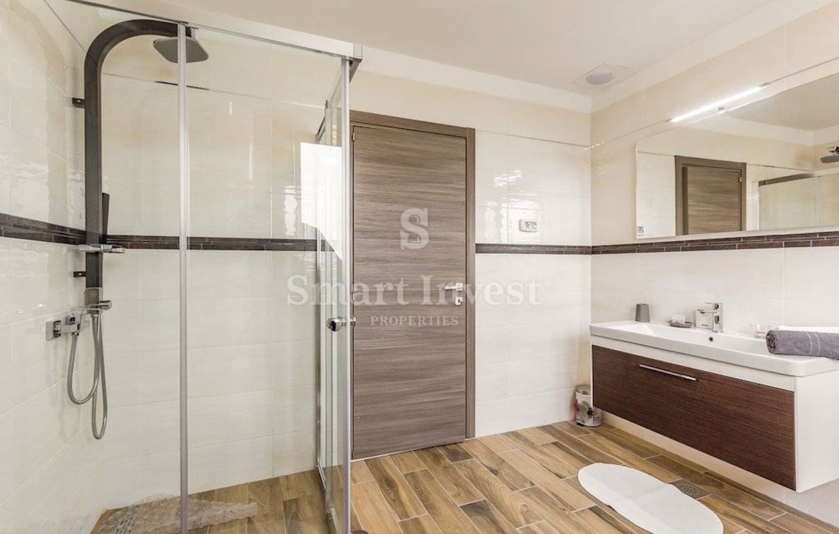 House For sale - ISTARSKA MEDULIN