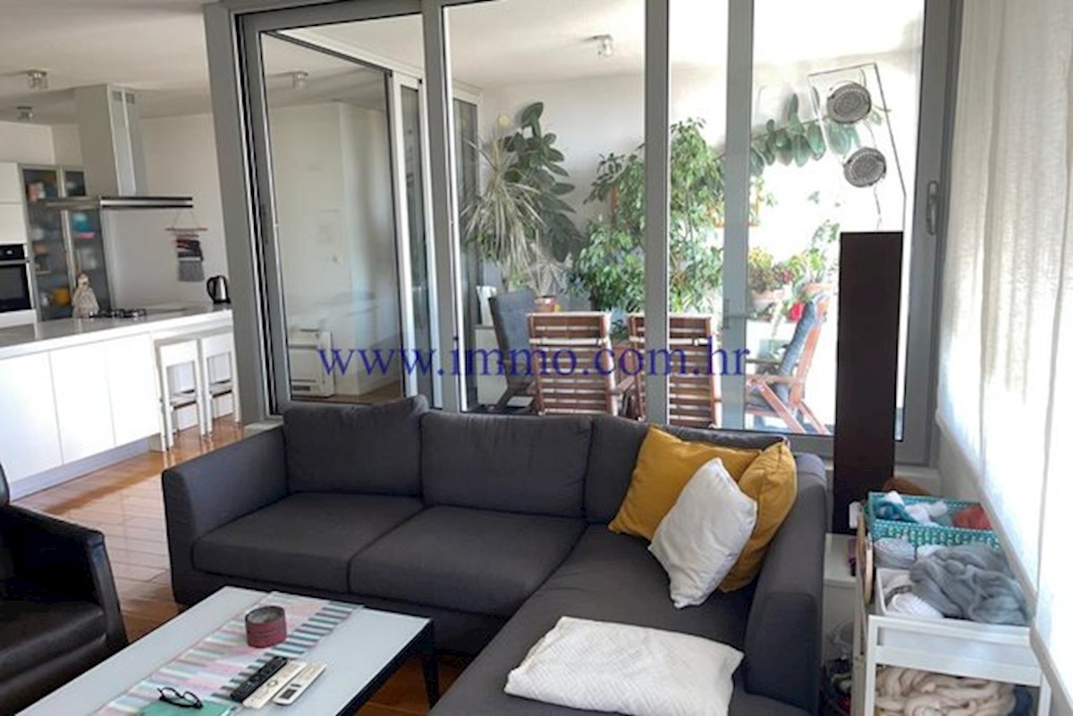 Flat For sale - SPLITSKO-DALMATINSKA  SPLIT 