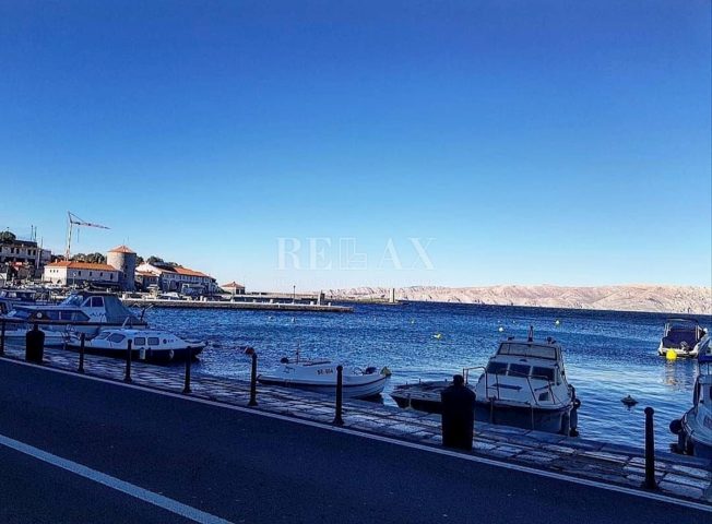 Business premises for sale 30 m² – Senj