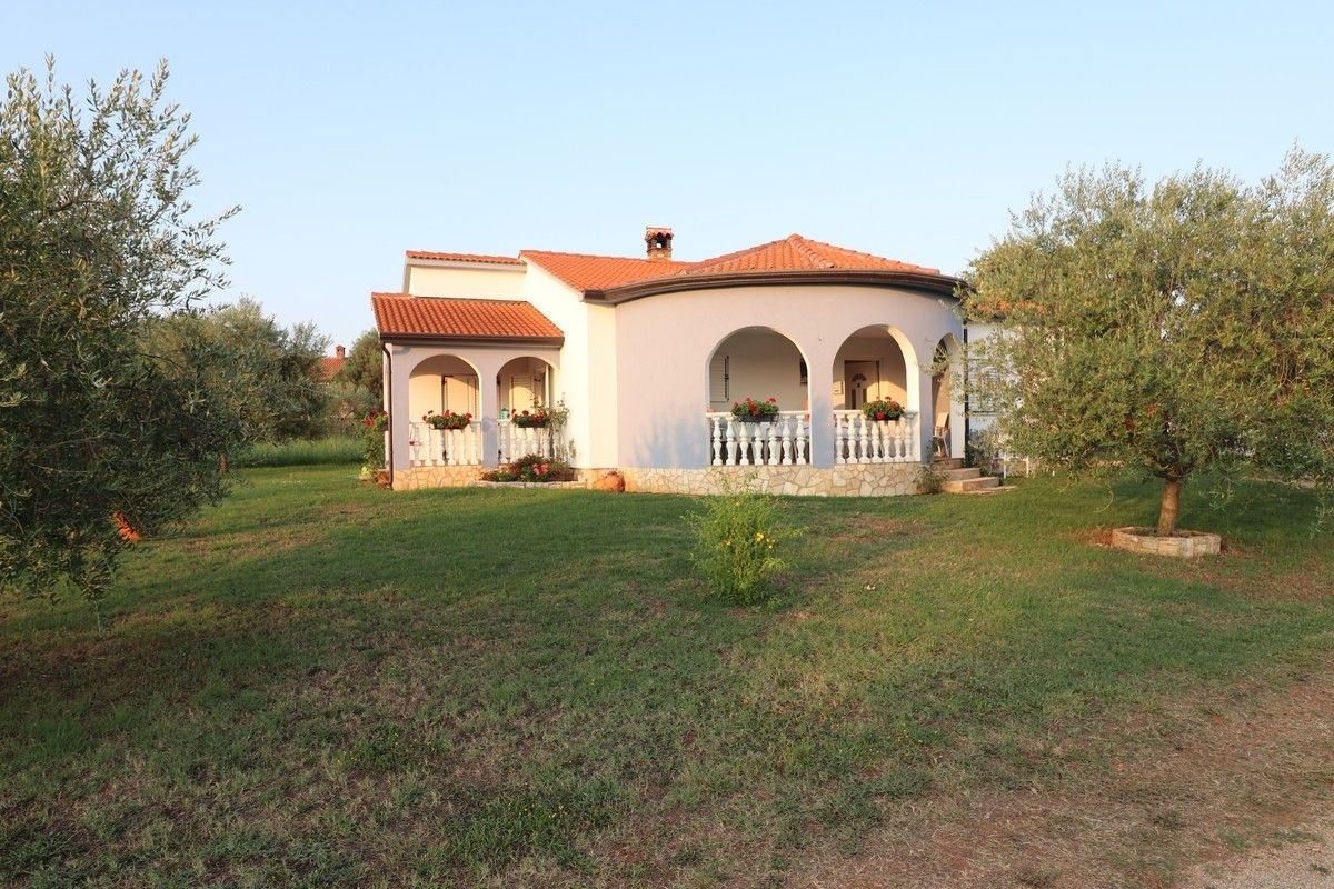 Casa In vendita - ISTARSKA  POREČ 